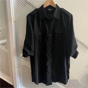 DKNY Button Down Collared Shirt Roll Tab Sleeves Size Medium in Black